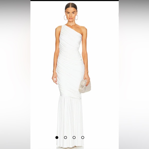 Norma Kamali Dresses & Skirts - NWOT white Norma Kamali gown. Worn once, has been to dry cleaners